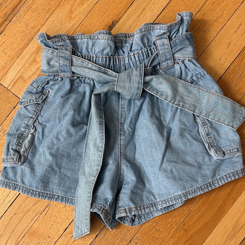Denim Women's UO Shorts with Belt